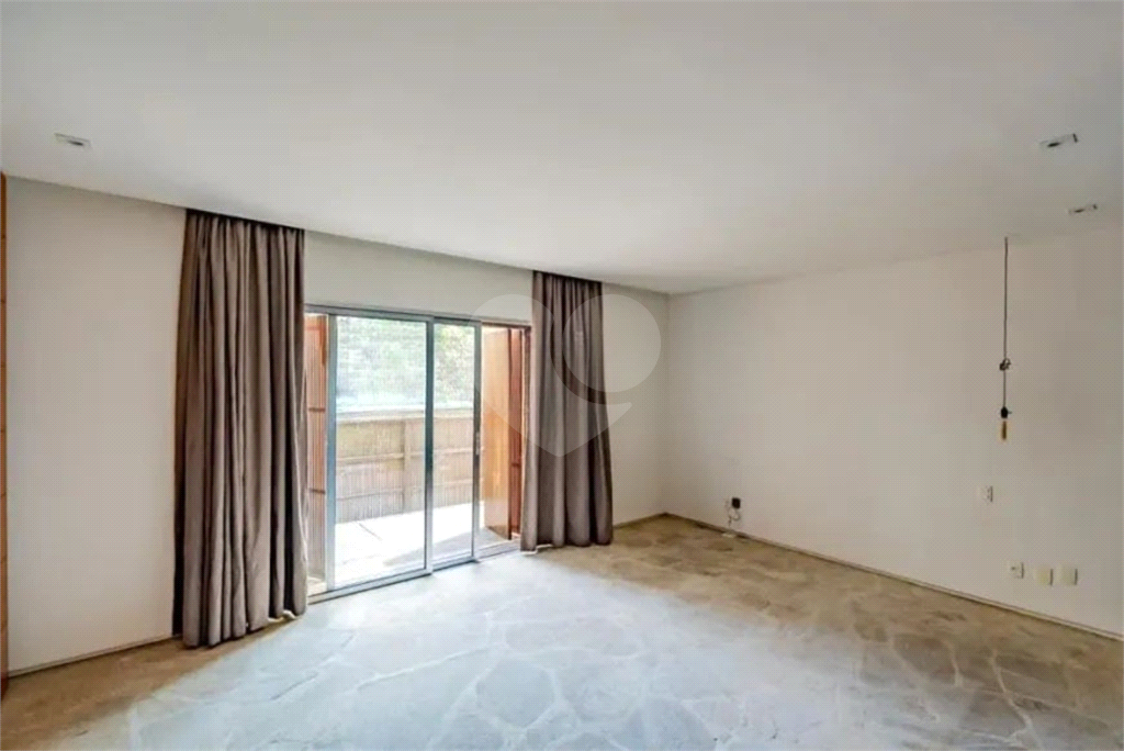 Casa à venda no Jardim Paulistano 