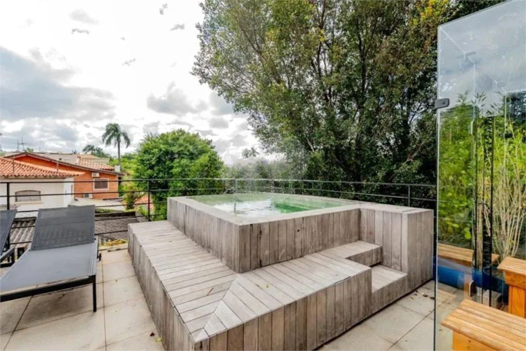 Casa à venda no Jardim Paulistano 