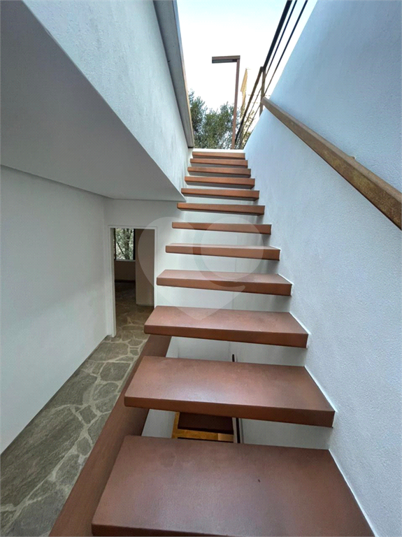 CASA REFORMADA NO JARDIM PAULISTANO