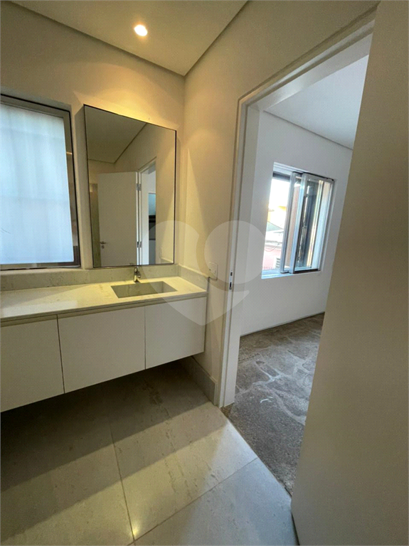 CASA REFORMADA NO JARDIM PAULISTANO