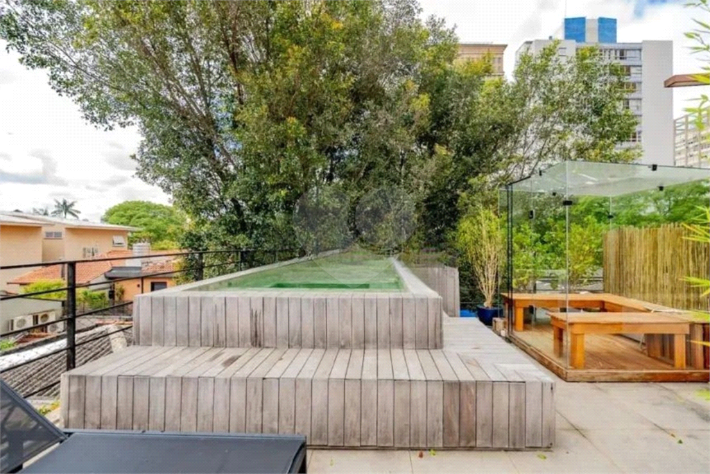 Casa à venda no Jardim Paulistano 