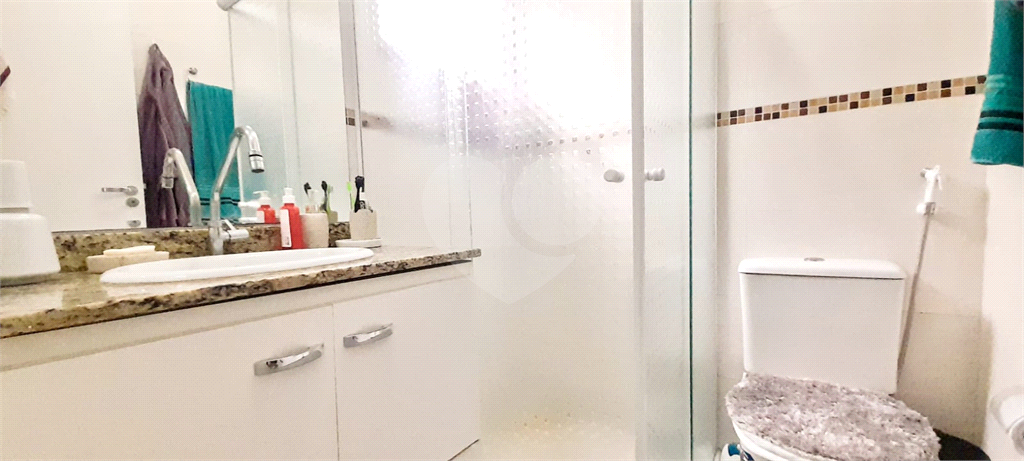 Esse sobrado em condominio fechado na Parada Inglesa esta esperando por você!