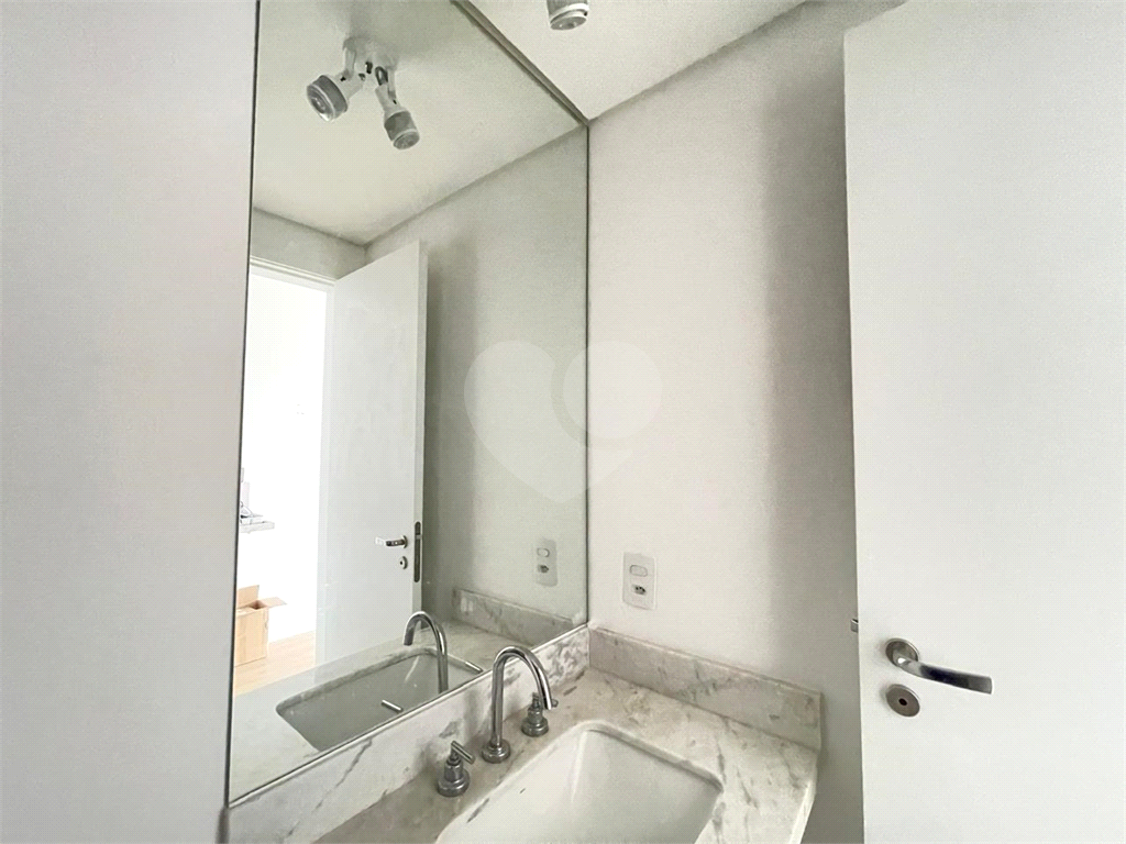 APARTAMENTO em BROOKLIN