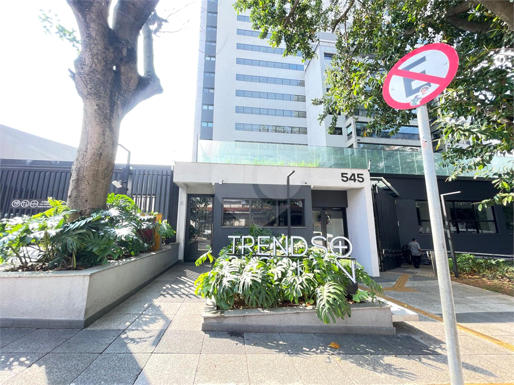 APARTAMENTO em BROOKLIN