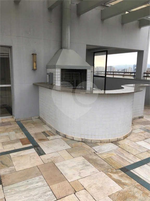 APARTAMENTO em HIGIENÓPOLIS