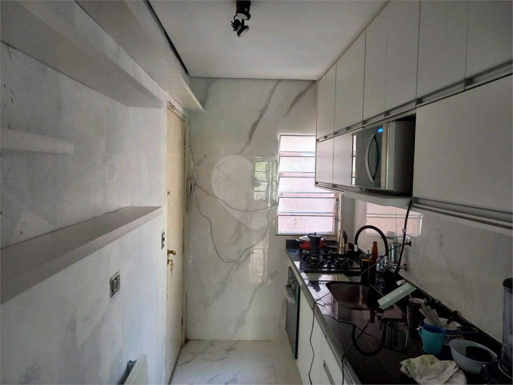 APARTAMENTO em BELA VISTA