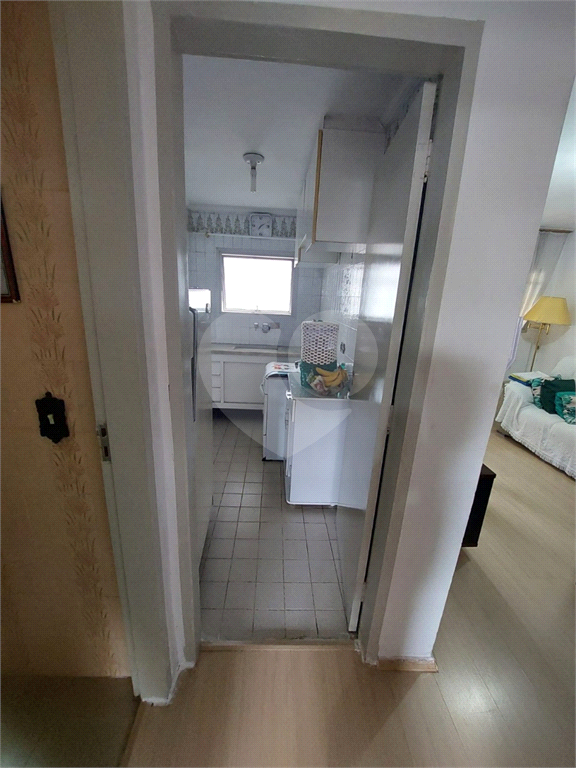 Apartamento à venda com 2 quartos, 60m² - Foto 16