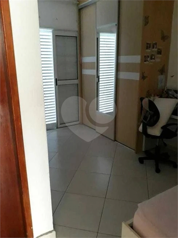 Casa de Condomínio à venda com 3 quartos, 198m² - Foto 9