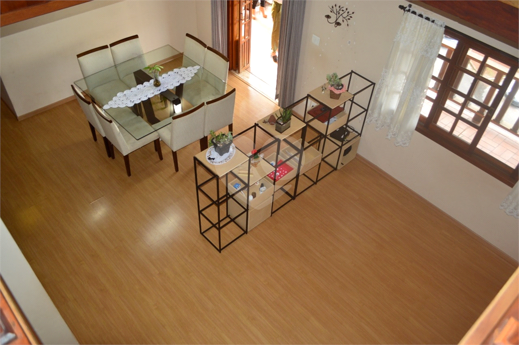 Casa de Condomínio à venda com 4 quartos, 198m² - Foto 23