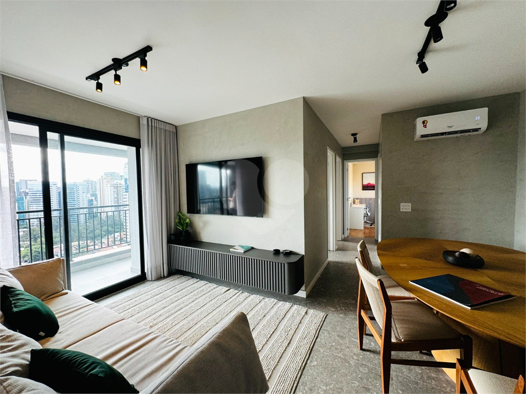 APARTAMENTO em BROOKLIN