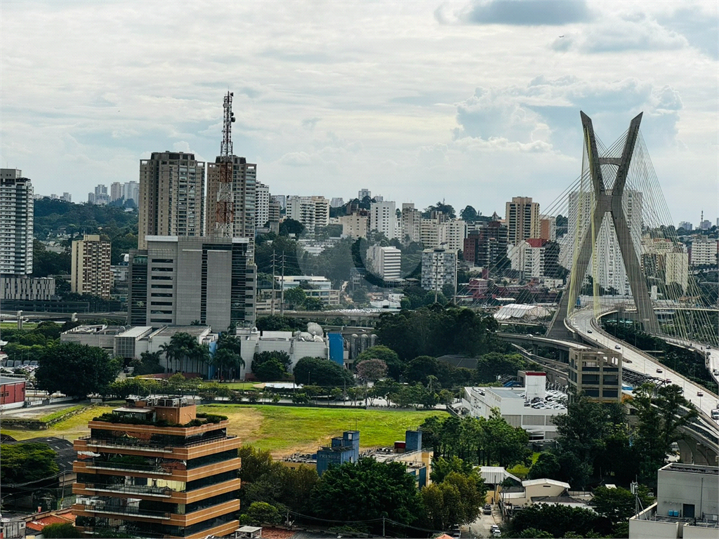 APARTAMENTO em BROOKLIN