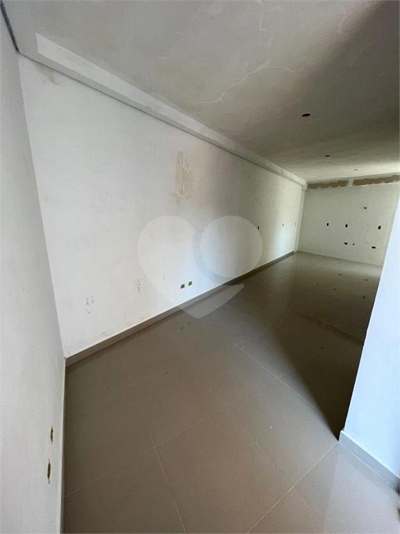 APARTAMENTOS EM CONDOMINIO FECHADO COM 01 E 02 DORMITÓRIOS E GARAGEM PARA VENDA NA CASA VERDE