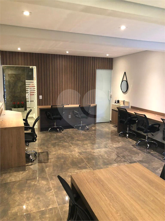 APARTAMENTOS EM CONDOMINIO FECHADO COM 01 E 02 DORMITÓRIOS E GARAGEM PARA VENDA NA CASA VERDE