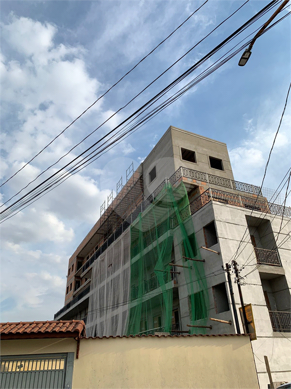 APARTAMENTOS EM CONDOMINIO FECHADO COM 01 E 02 DORMITÓRIOS E GARAGEM PARA VENDA NA CASA VERDE