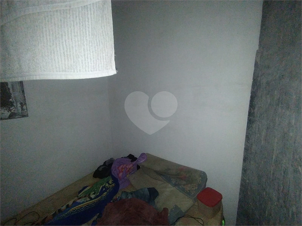 APARTAMENTOS EM CONDOMINIO FECHADO COM 01 E 02 DORMITÓRIOS E GARAGEM PARA VENDA NA CASA VERDE