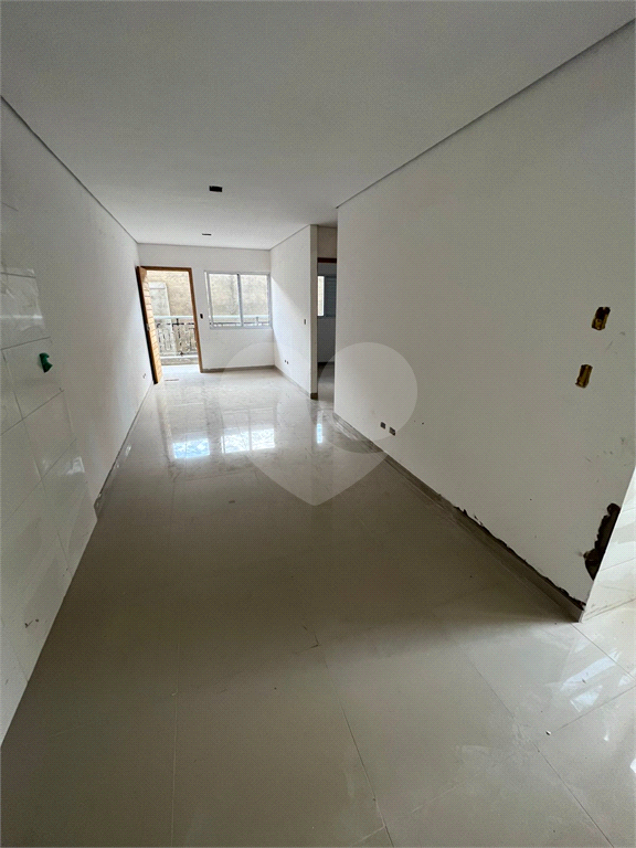 APARTAMENTOS EM CONDOMINIO FECHADO COM 01 E 02 DORMITÓRIOS E GARAGEM PARA VENDA NA CASA VERDE