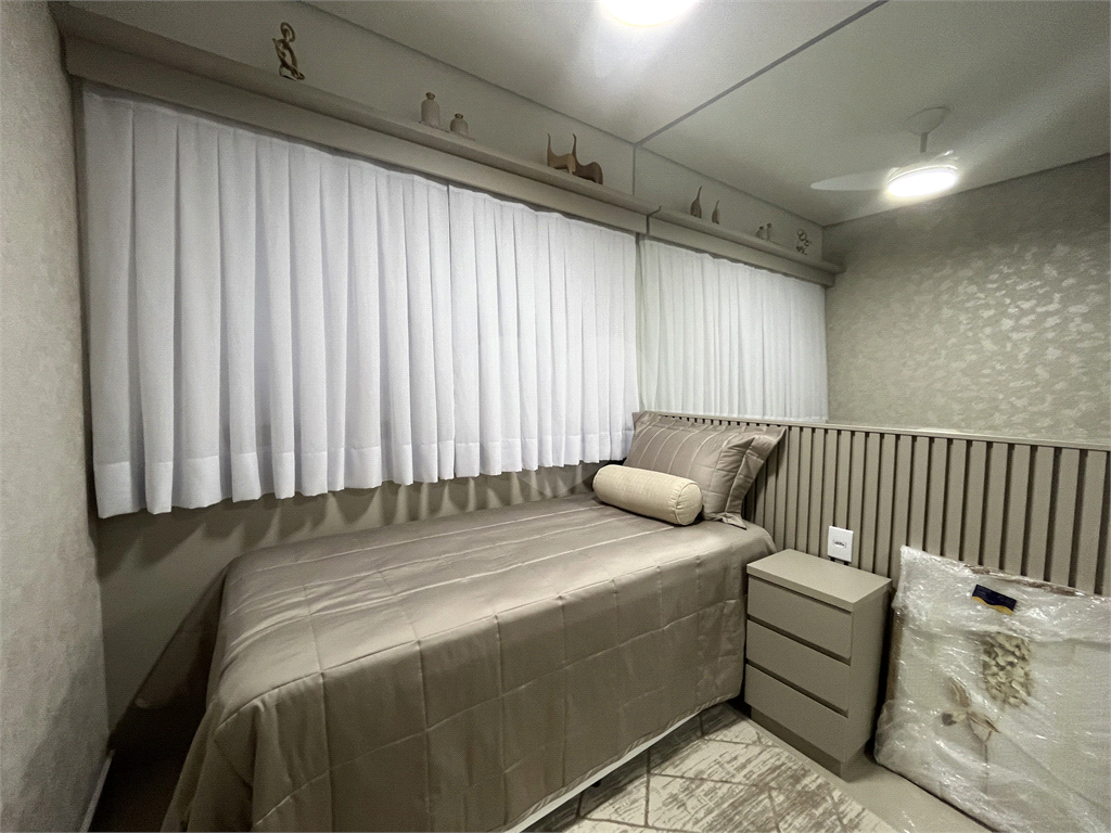 APARTAMENTOS EM CONDOMINIO FECHADO COM 01 E 02 DORMITORIOS E GARAGEM PARA VENDA NA CASA VERDE
