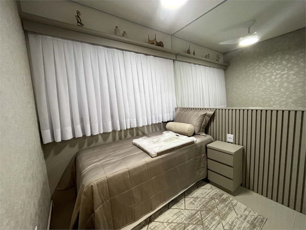 APARTAMENTOS EM CONDOMINIO FECHADO COM 01 E 02 DORMITORIOS E GARAGEM PARA VENDA NA CASA VERDE