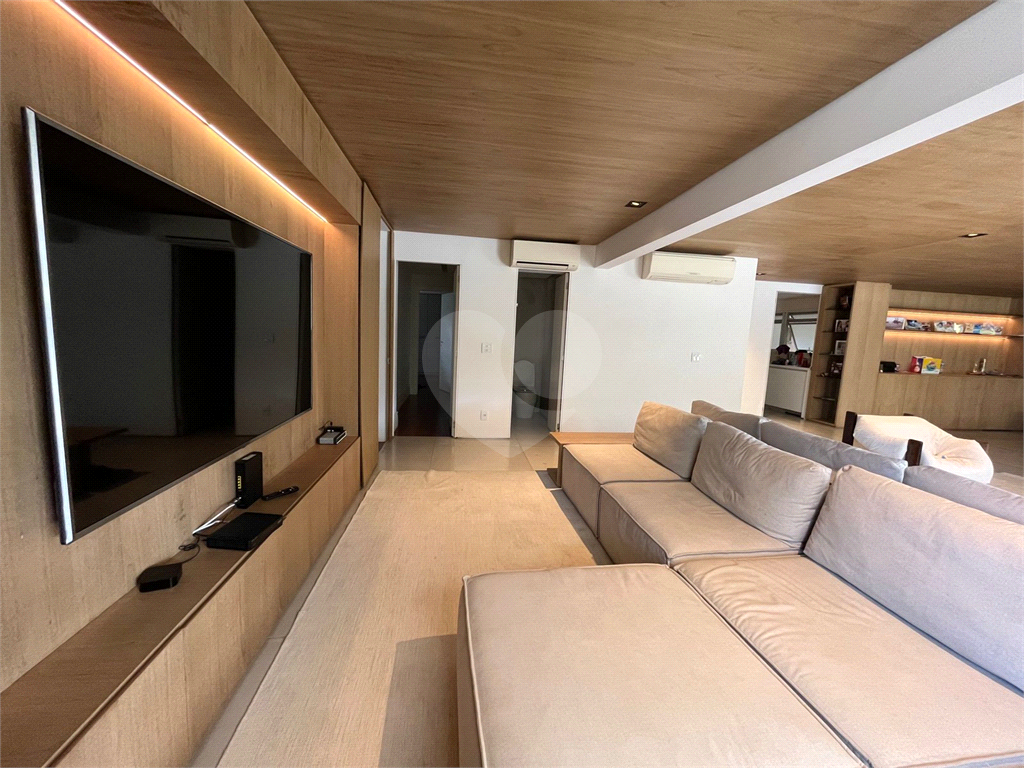 Luxo e Exclusividade - Apartamento a venda mobiliado no Boulevard Santana