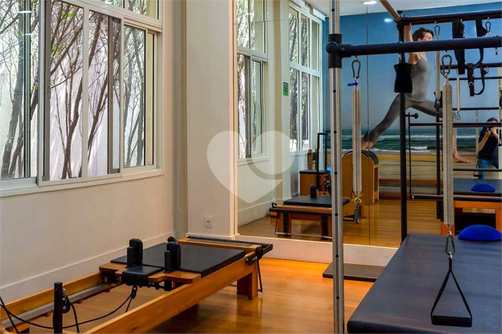 Luxo e Exclusividade - Apartamento a venda mobiliado no Boulevard Santana