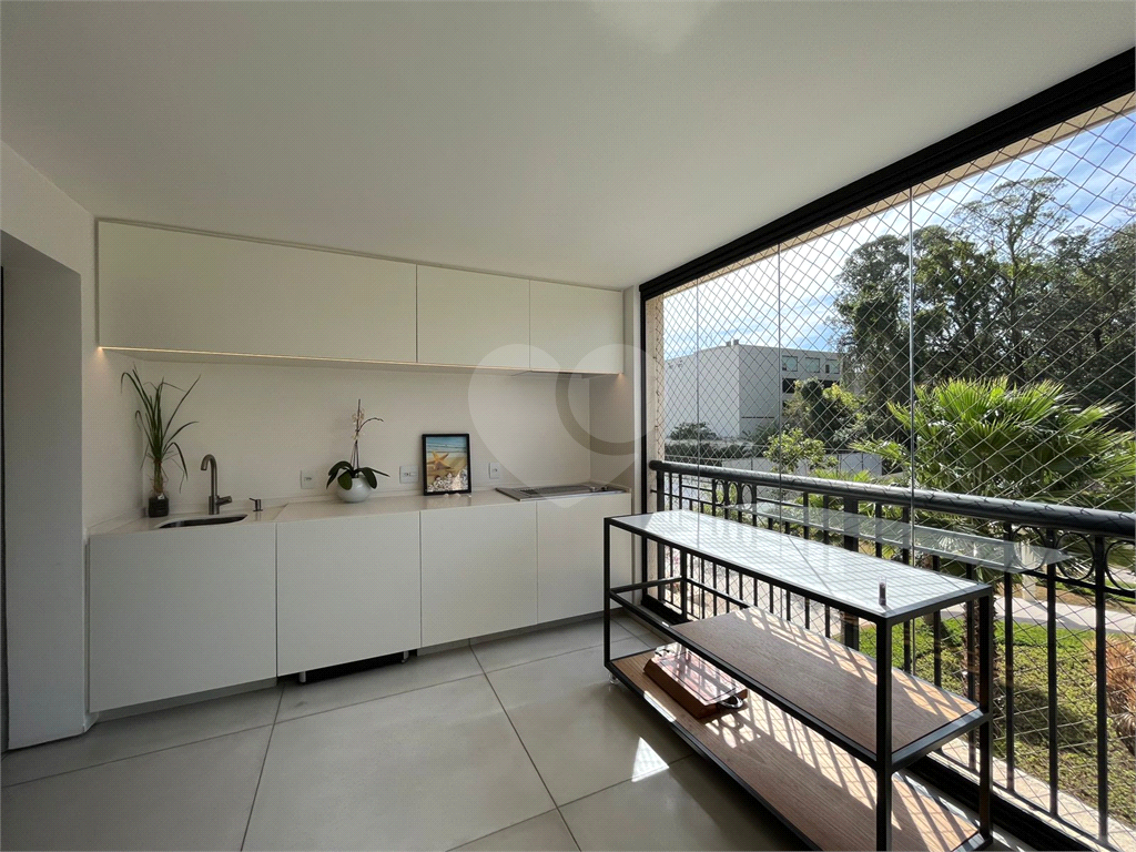 Luxo e Exclusividade - Apartamento a venda mobiliado no Boulevard Santana