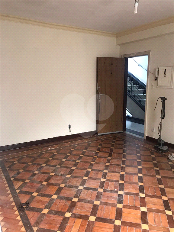apto 3 dorms SANTANA predio baixo proximo metro