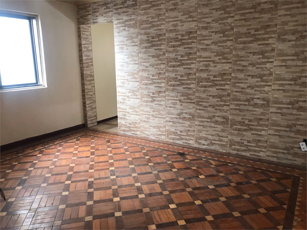 apto 3 dorms SANTANA predio baixo proximo metro