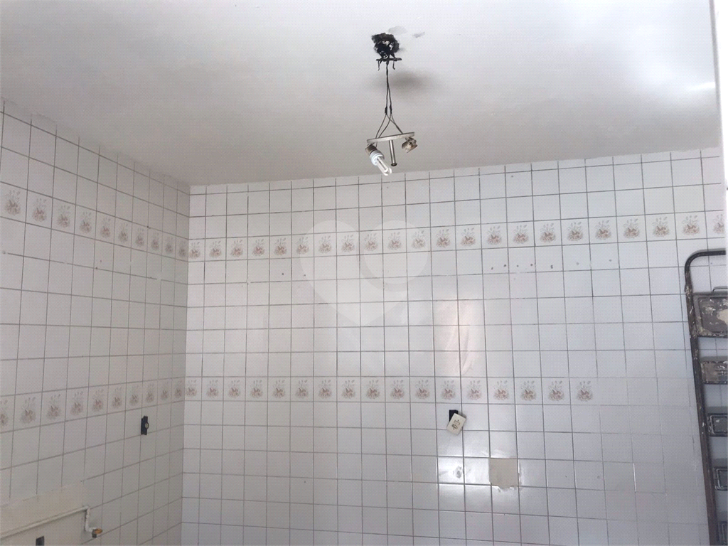 apto 3 dorms SANTANA predio baixo proximo metro