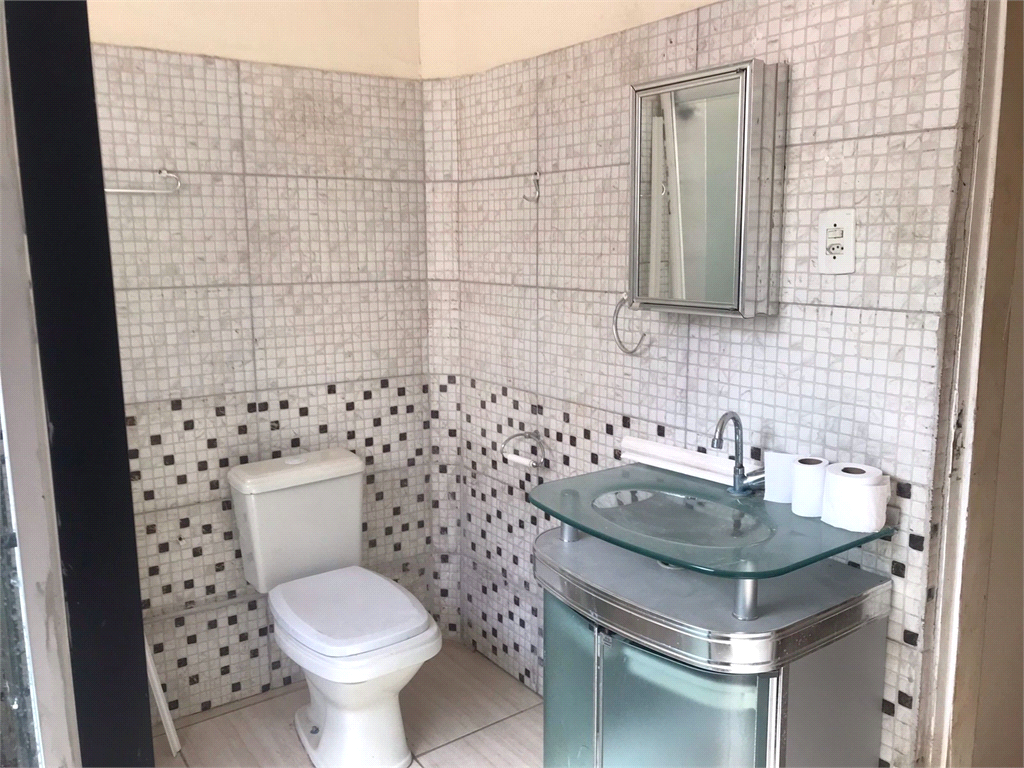 apto 3 dorms SANTANA predio baixo proximo metro