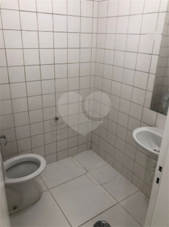 SALÃO COMERCIAL em SANTO AMARO
