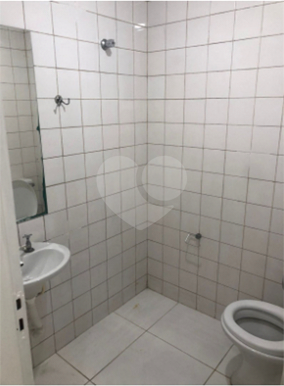 SALÃO COMERCIAL em SANTO AMARO