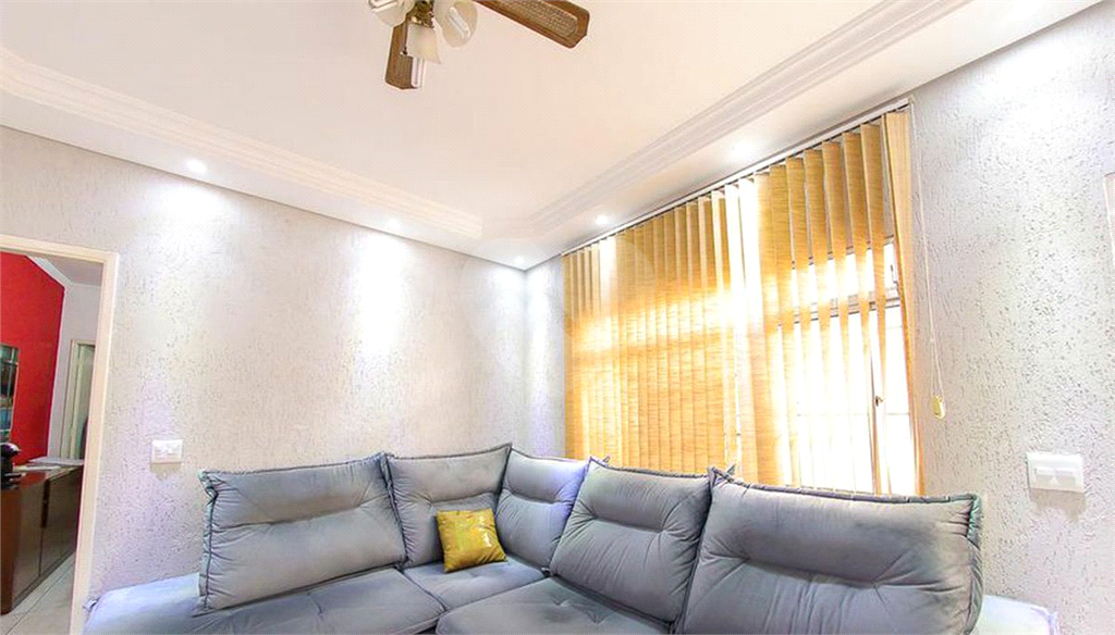 Casa térrea localizada na Vila Guilherme, próxima ao Parque do Trote!