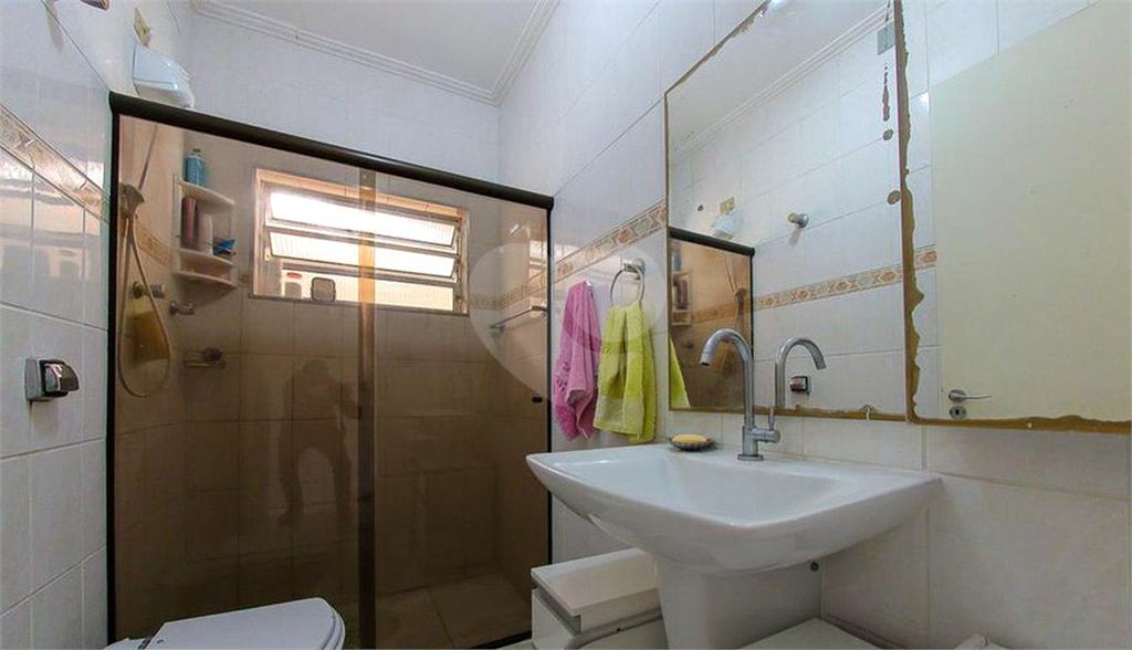 Casa térrea localizada na Vila Guilherme, próxima ao Parque do Trote!