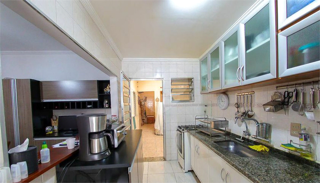Casa térrea localizada na Vila Guilherme, próxima ao Parque do Trote!