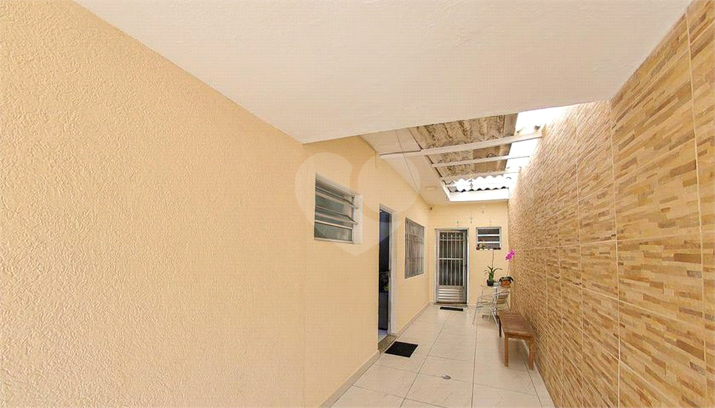 Casa térrea localizada na Vila Guilherme, próxima ao Parque do Trote!