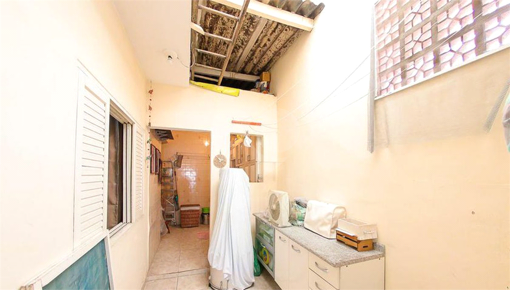 Casa térrea localizada na Vila Guilherme, próxima ao Parque do Trote!