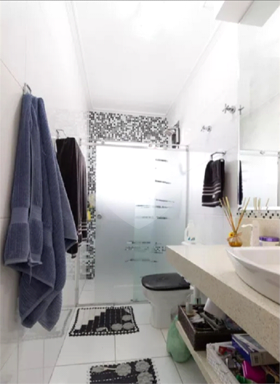  Sobrado à venda com 180m² e 3 dormitórios, localizado no bairro do Jaçana.