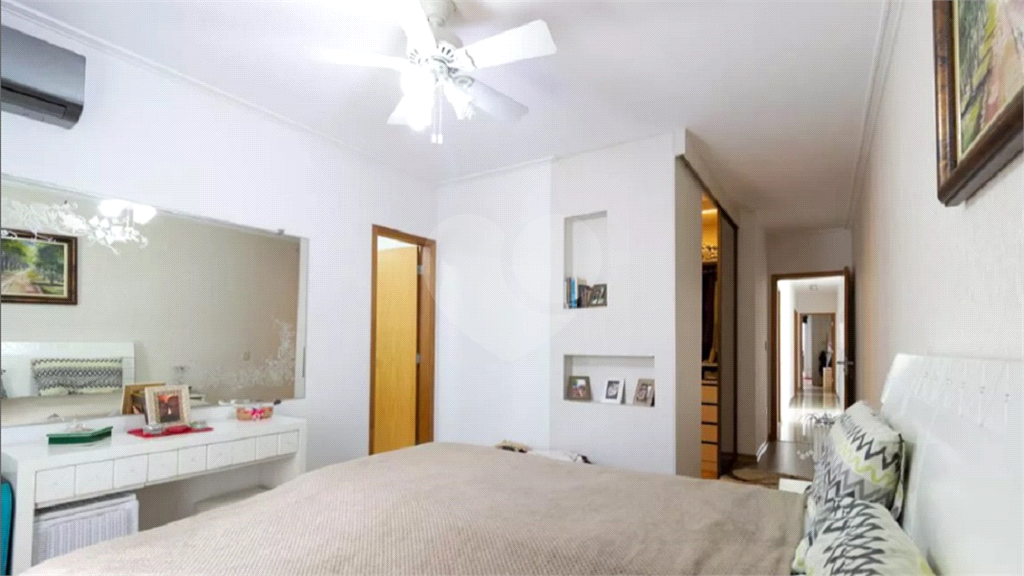  Sobrado à venda com 180m² e 3 dormitórios, localizado no bairro do Jaçana.
