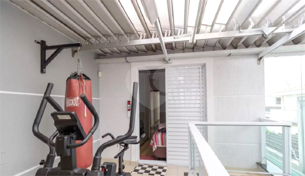  Sobrado à venda com 180m² e 3 dormitórios, localizado no bairro do Jaçana.