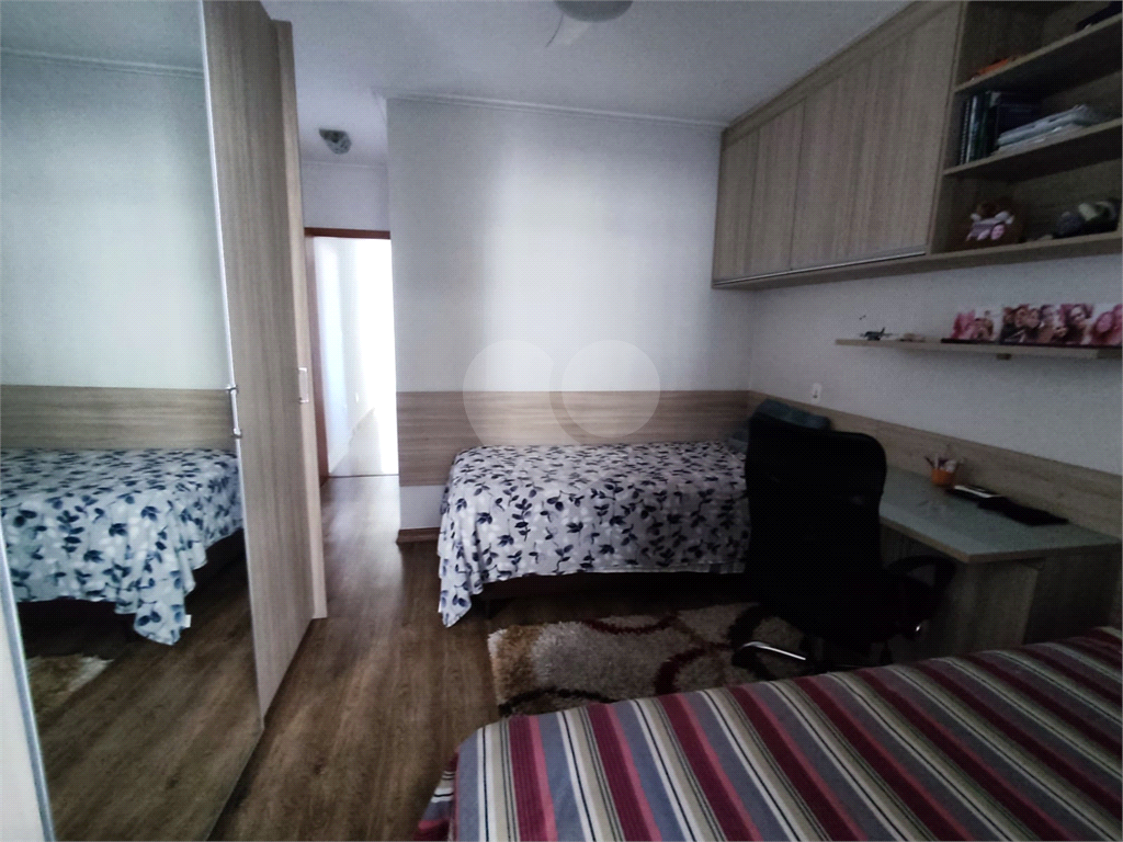  Sobrado à venda com 180m² e 3 dormitórios, localizado no bairro do Jaçana.