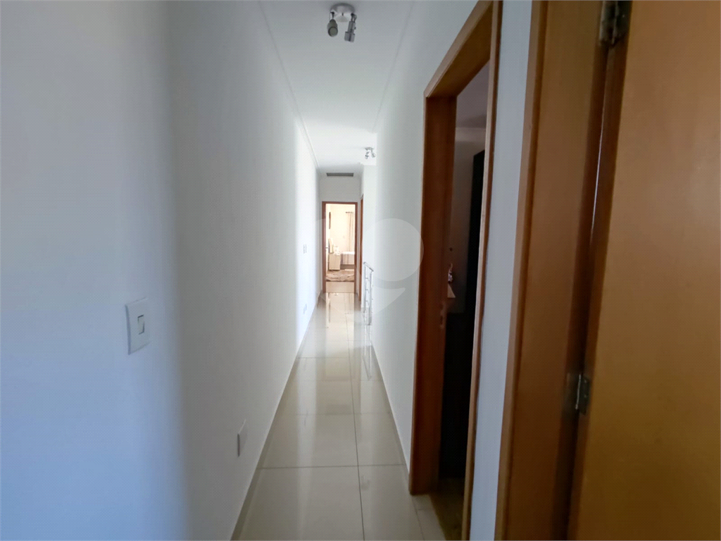  Sobrado à venda com 180m² e 3 dormitórios, localizado no bairro do Jaçana.