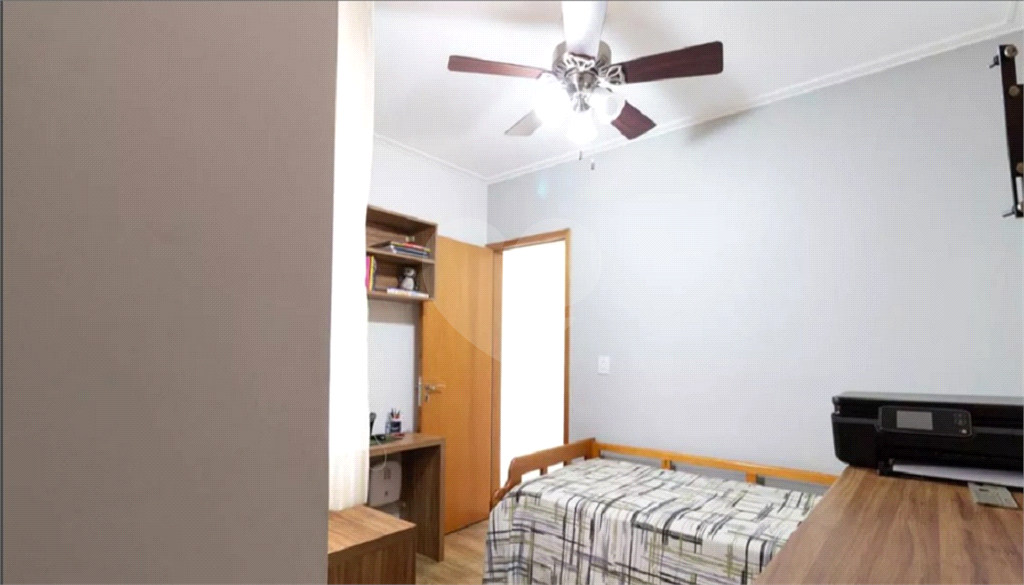  Sobrado à venda com 180m² e 3 dormitórios, localizado no bairro do Jaçana.