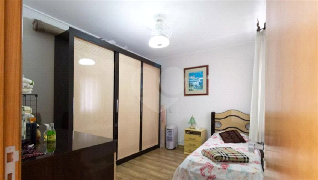  Sobrado à venda com 180m² e 3 dormitórios, localizado no bairro do Jaçana.