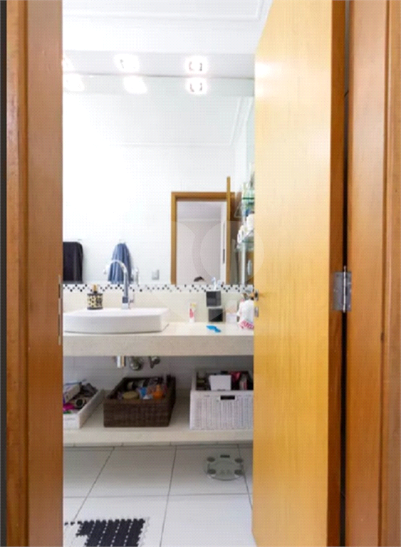  Sobrado à venda com 180m² e 3 dormitórios, localizado no bairro do Jaçana.