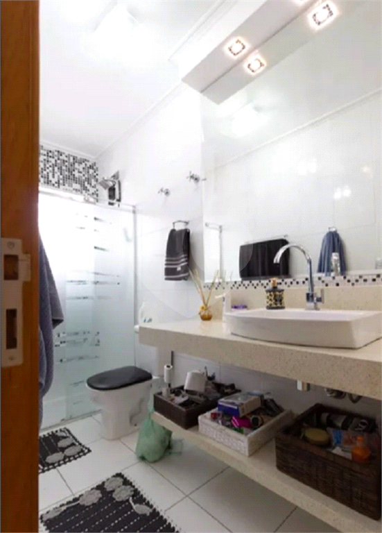  Sobrado à venda com 180m² e 3 dormitórios, localizado no bairro do Jaçana.