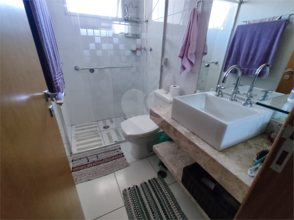  Sobrado à venda com 180m² e 3 dormitórios, localizado no bairro do Jaçana.