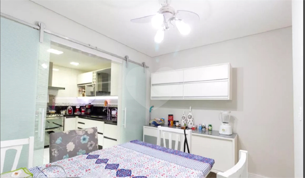  Sobrado à venda com 180m² e 3 dormitórios, localizado no bairro do Jaçana.