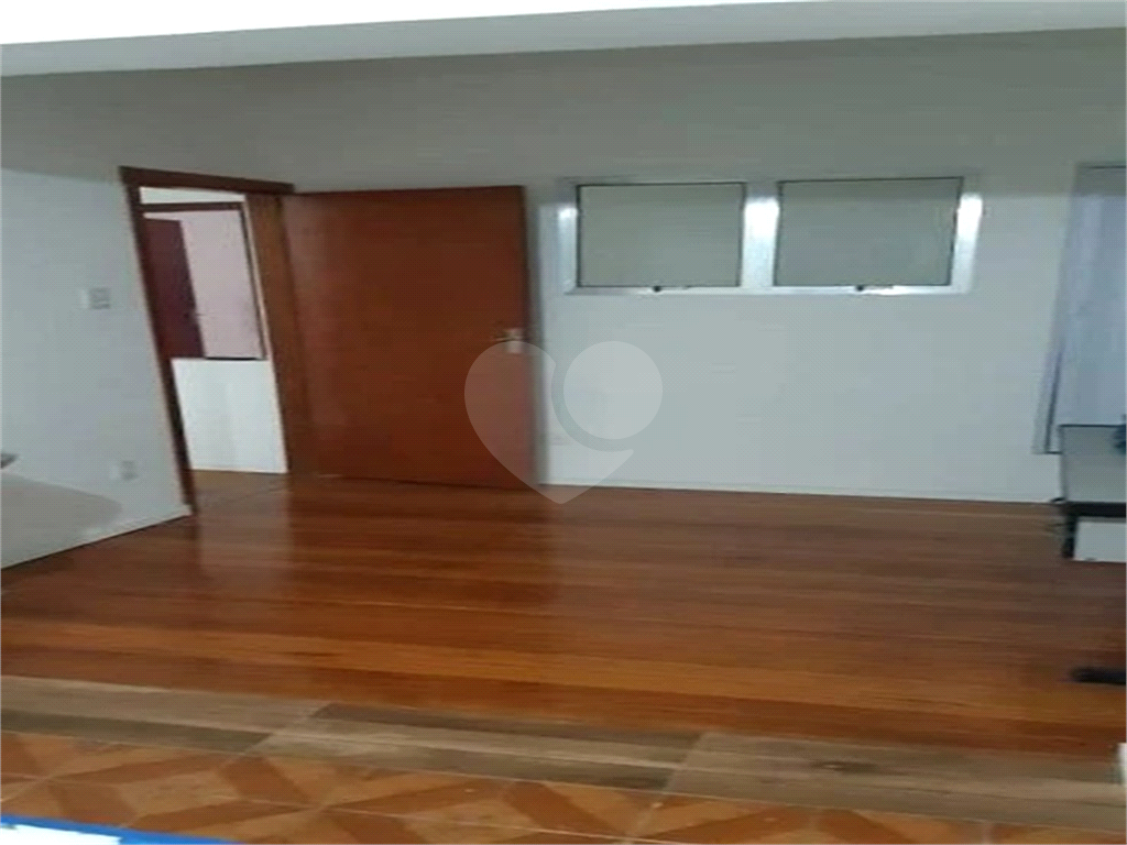 Sobrado à venda com 4 quartos, 154m² - Foto 1