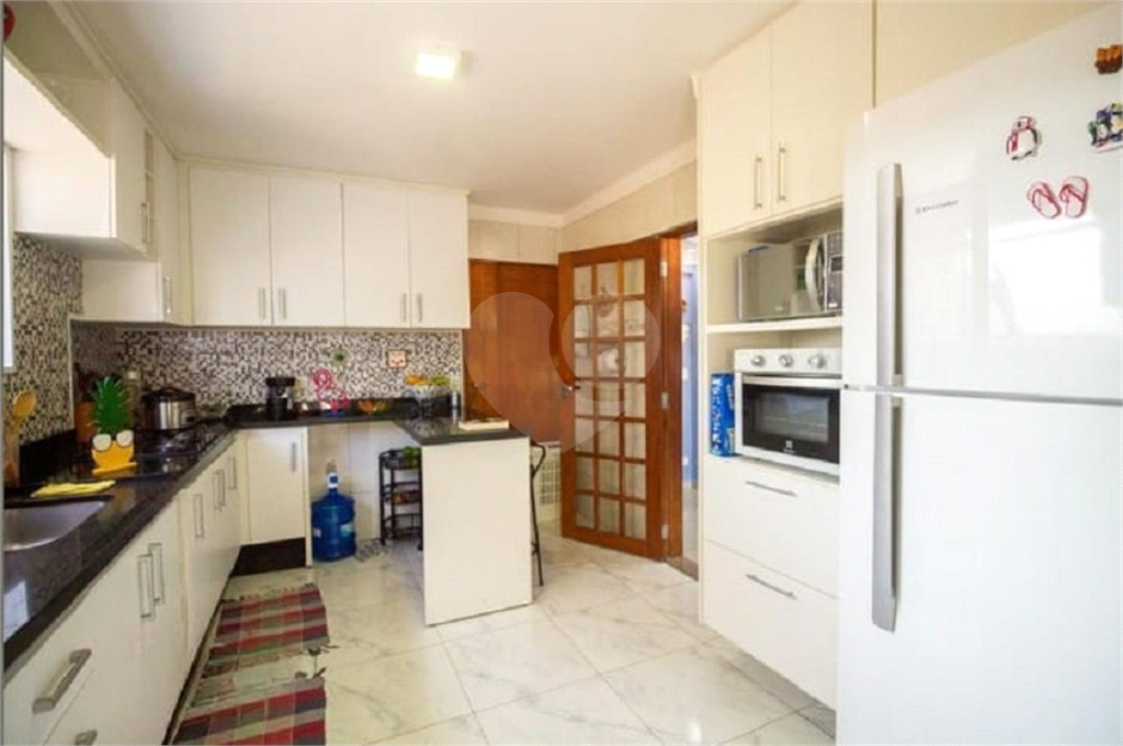 Apartamento à venda com 3 quartos, 85m² - Foto 13