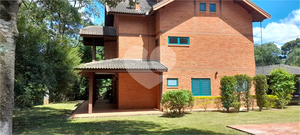 Casa de Condomínio à venda com 3 quartos, 269m² - Foto 1